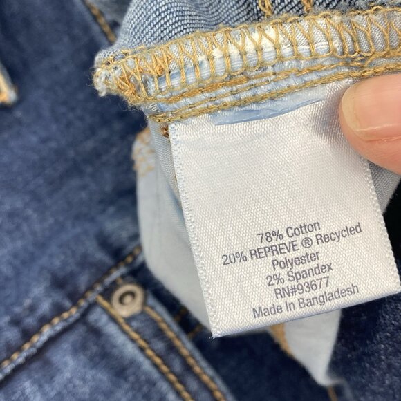 St Johns Bay Womens Size 16P Blue Cotton Blend Mid Rise Denim Capri Jeans - Picture 5 of 10